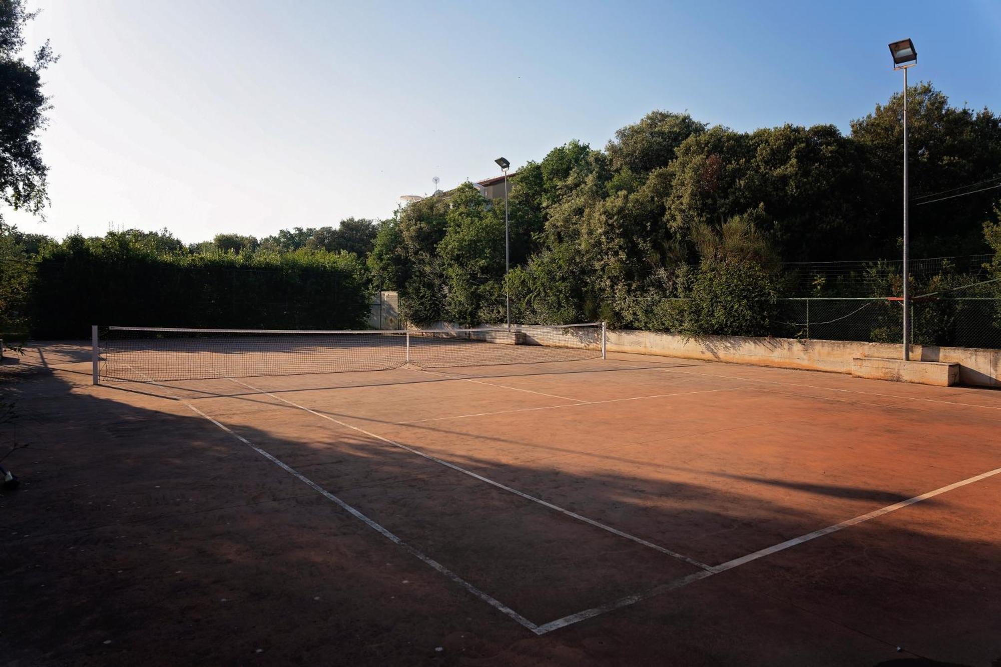Guesthouse "Barboska" - Big Outdoor Swimming Pool & Private Tennis Court ボドニャン エクステリア 写真